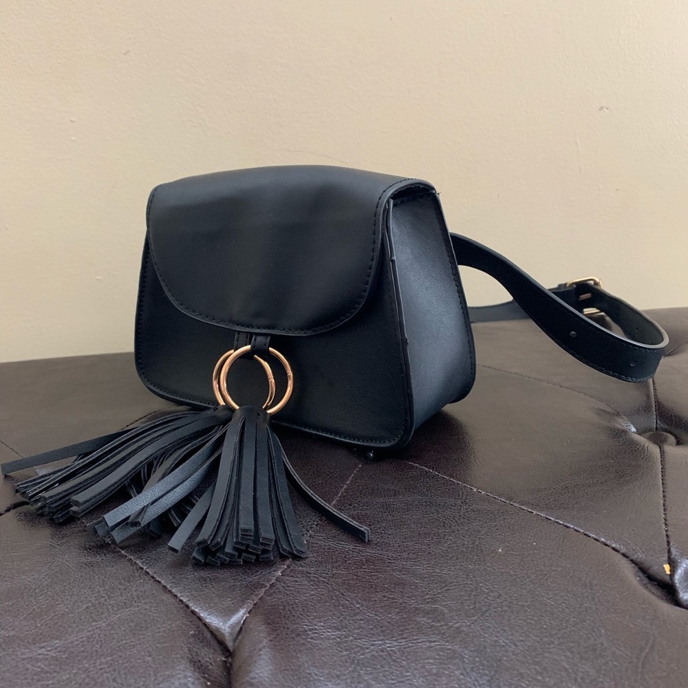 Black pleather waist purse